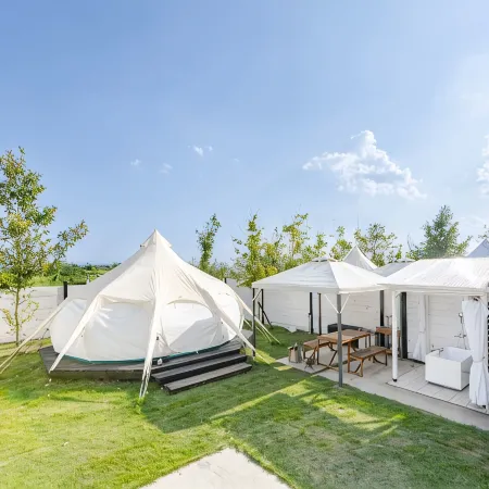 Lucy Resort