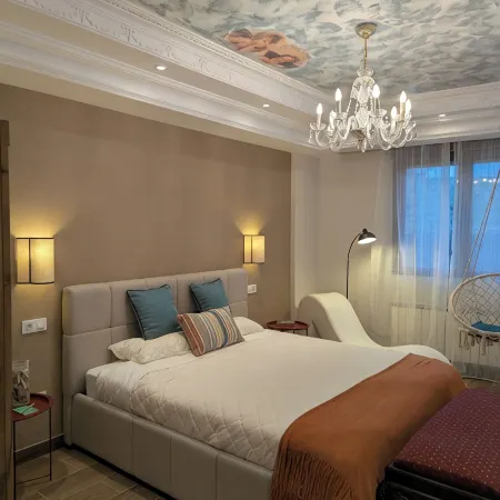 Ebony & Ivory Suite Home. Probably Unique in Spain.