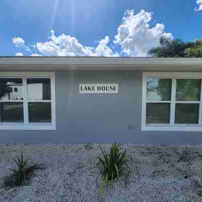 Lake House with Private Pool, Beach & Dock Hotel Exterior