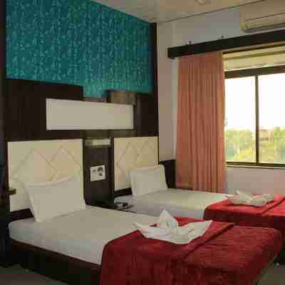Hotel Saffron Rooms