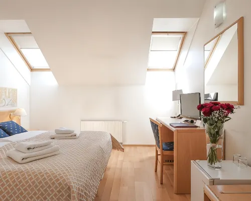 Hotel Tivoli Prague Các khách sạn gần Sân vận động Eden