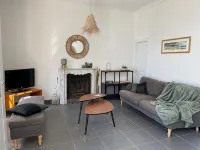Spacious, Central Villa in 2nd Row.