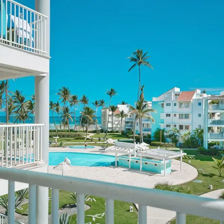 Playa Turquesa D-301 Premier Beachfront Ocean View 100mbps Wifi