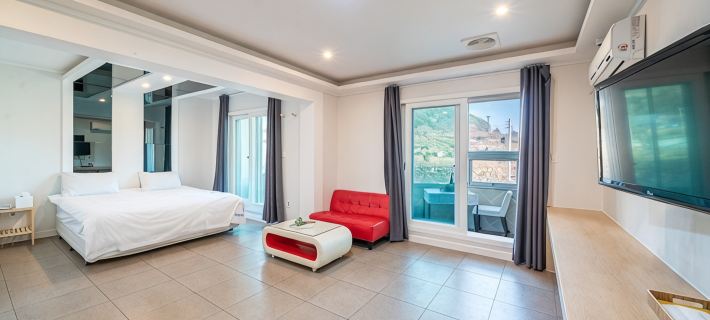 Geojedo Jisepo Wave Hotels in Geoje-si
