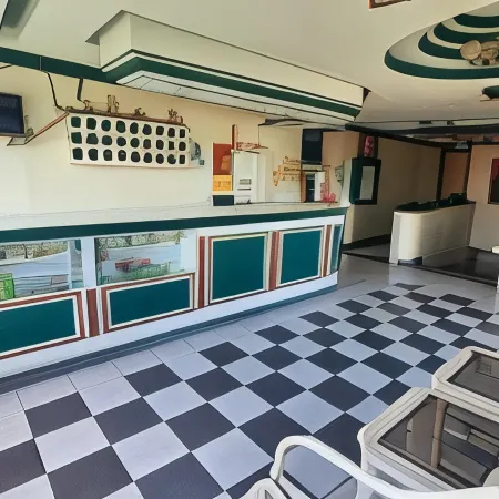 Green Mellow Court Capitol Avenue
