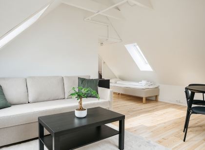 S54 - Private Rooms in the City Center