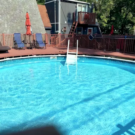 Relaxing, Cozy & Secluded One Loft Bedroom A-Frame w/ Private Summer Pool