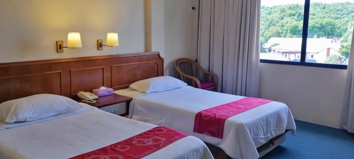 Pacific Orient Hotel ミリのホテル