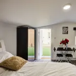Cosy Luxury studio cabin centrally located in Crayford, Greater london. - Wifi