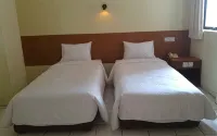 Hotel Lautze Indah