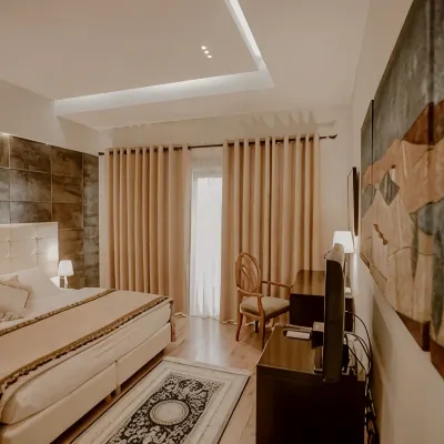 Green House Hotel & Restaurant Hotels near Air Albania Stadium