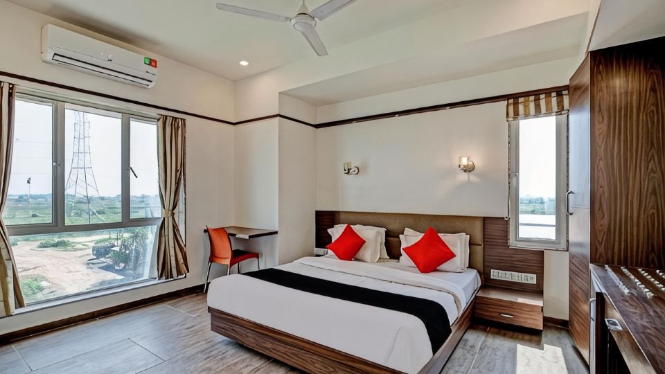 The Grand Imperial Hotel