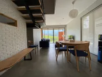 Lenirra Villa & Resto Hotel di Cijeruk