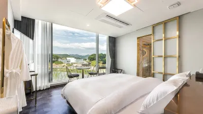 Lake Hill Hotel, Nonsan, Chungcheongnam-do Hotels in 