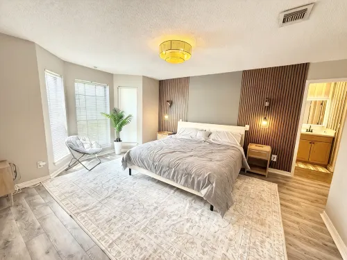 Charming 3-bedroom house in delightful Lewisville with AC, WiFi - Homestays