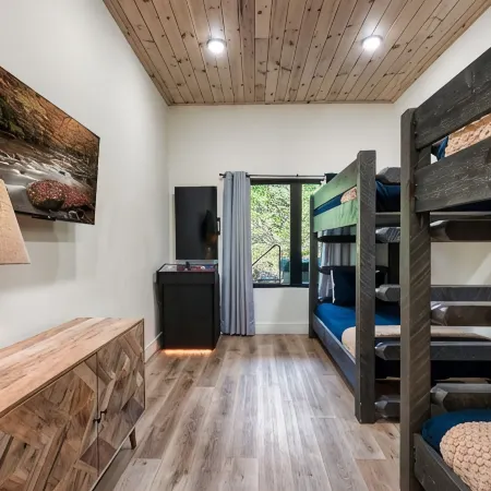 Fall Deals! Heated Pool, Hot Tub, Arcade, Shuffle Board, Board Games & More!
