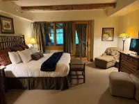 15-45% Off- Whiteface Lodge- Pools, Hot tubs, Spa, Game Room & Theatre! - 4-Star