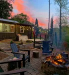 CAPER CABIN at Black Rock Mountain Clayton, GA- A Hiker's Haven