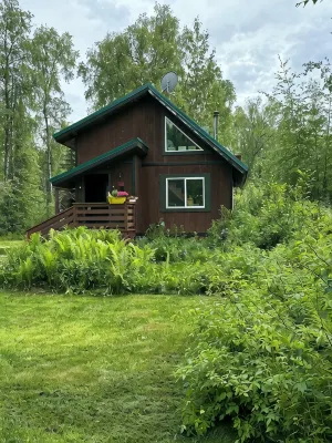 Charming loft cabin just 7 minutes from downtown