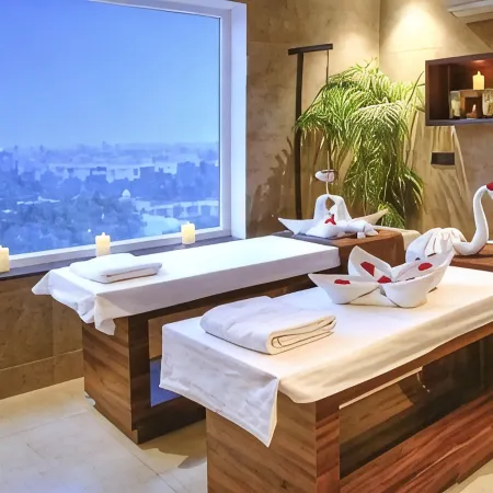 Golden Tulip Agra