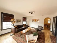 Ocotillo House: Centrally Located 3Bed/3Bath Home