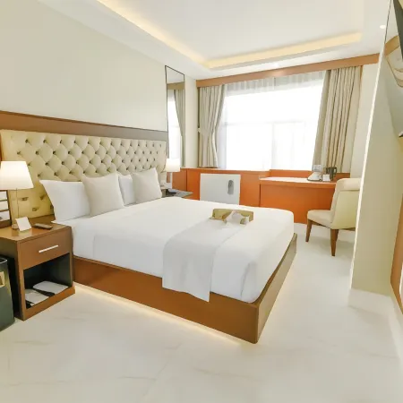 The Monaco Hotel Taytay