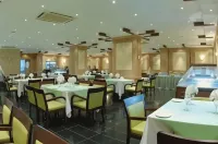 โรงแรมอัลมุนตาซาห์พลาซ่า - พร้อมอาหารเช้า