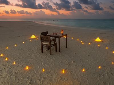 Crown Beach Hotel-Private Bikini Beach