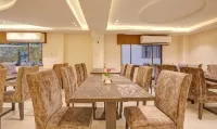 ทรีโบ อินทราปุรี โฮเทล แอนด์ รีสอร์ท สิลิกูรี จังชั่น - 3 ดาว