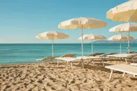 馬里納海灘俱樂部酒店 - 沙灘