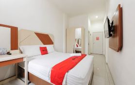 RedDoorz at Jatiwaringin Near Exit Toll Pondok Gede