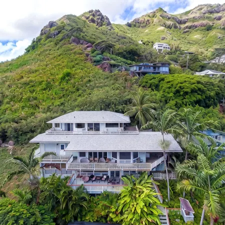 Best Location ,  Lanikai Registration Number W00530010-01 Tmk 43005029 Licensed!