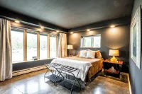 Robin's Nest: A Private Lakeview Apartment in the Heart of Wasilla, Alaska - Apartments