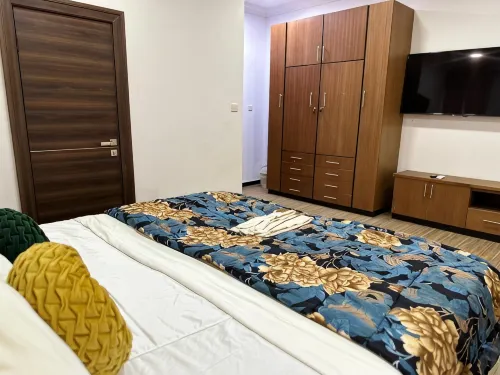 Nigus House Oniru