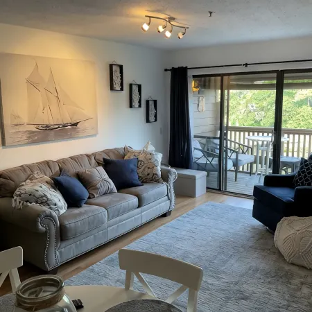 Beautiful 2 BedroomVilla in Kingston Resort