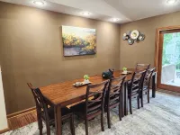 Minutes to Caves! Private Woods! Game Room & Media Room! Great for Get-togethers - 3-Star