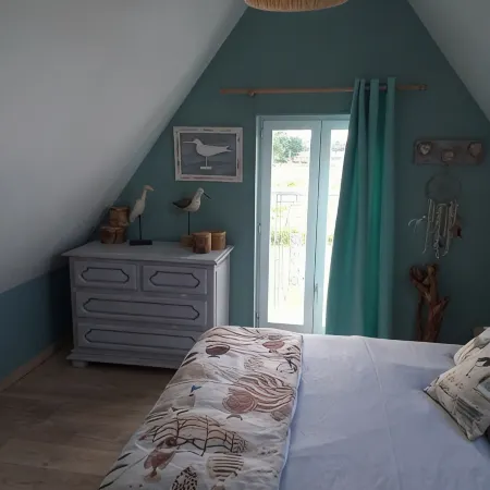 Maison à la Campagne Avec Cour Clôturé et Espace Extérieur Отели в г. Э