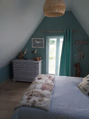 Maison à la Campagne Avec Cour Clôturé et Espace Extérieur - Wifi