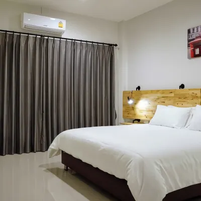 The Color Place Hotel dekat Pasar Pratu Phee