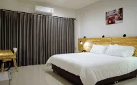 The Color Place - Condos