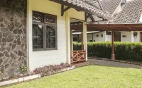 Villa Bougenville 2 Blok D8 (Villa Syariah) - Huvilat