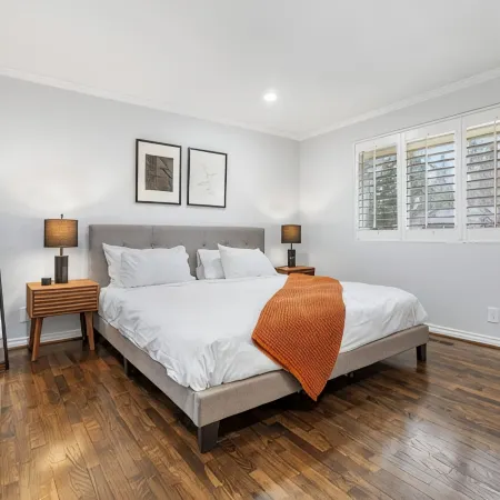 Charming Home in Bellevue – Near Downtown!