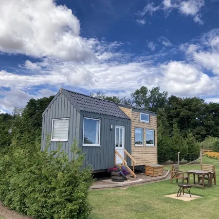 The Cedar Tiny House Отели в г. Аймут