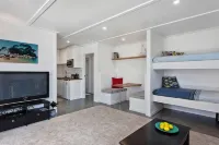luxury beach flat,  MAXIMUM four people, No cleaning fee