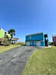 Beach Retreat: Walk to Beach & Pool, Sleeps 12, Pet Friendly - 4-Star