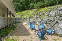 Elevated Lifestyle, Spacious 6 Bdrm w/ Hot Tub!