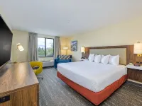 The Portlander Inn and Marketplace Hotels near Alberta Park