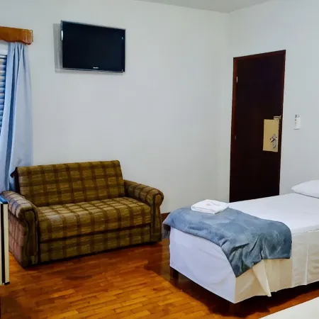 Hotel Dias em Pouso Alegre - MG