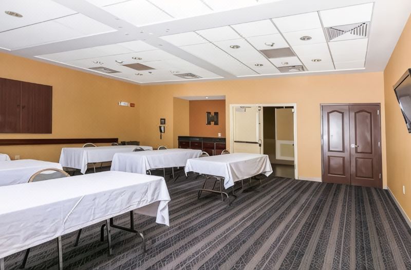 Hampton Inn & Suites Sevierville @ Stadium Drive photo 5