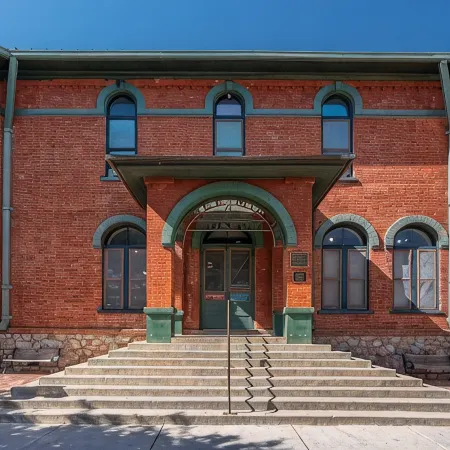 Casa de Oro – Luxe Comfort in the BEST Location of Old Bisbee w/Views galore!